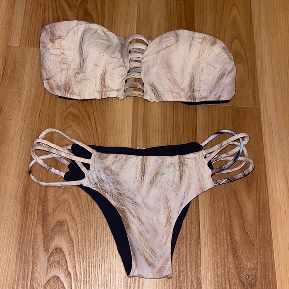San Lorenzo Other - San Lorenzo Lion Print Reversible Bikini Set